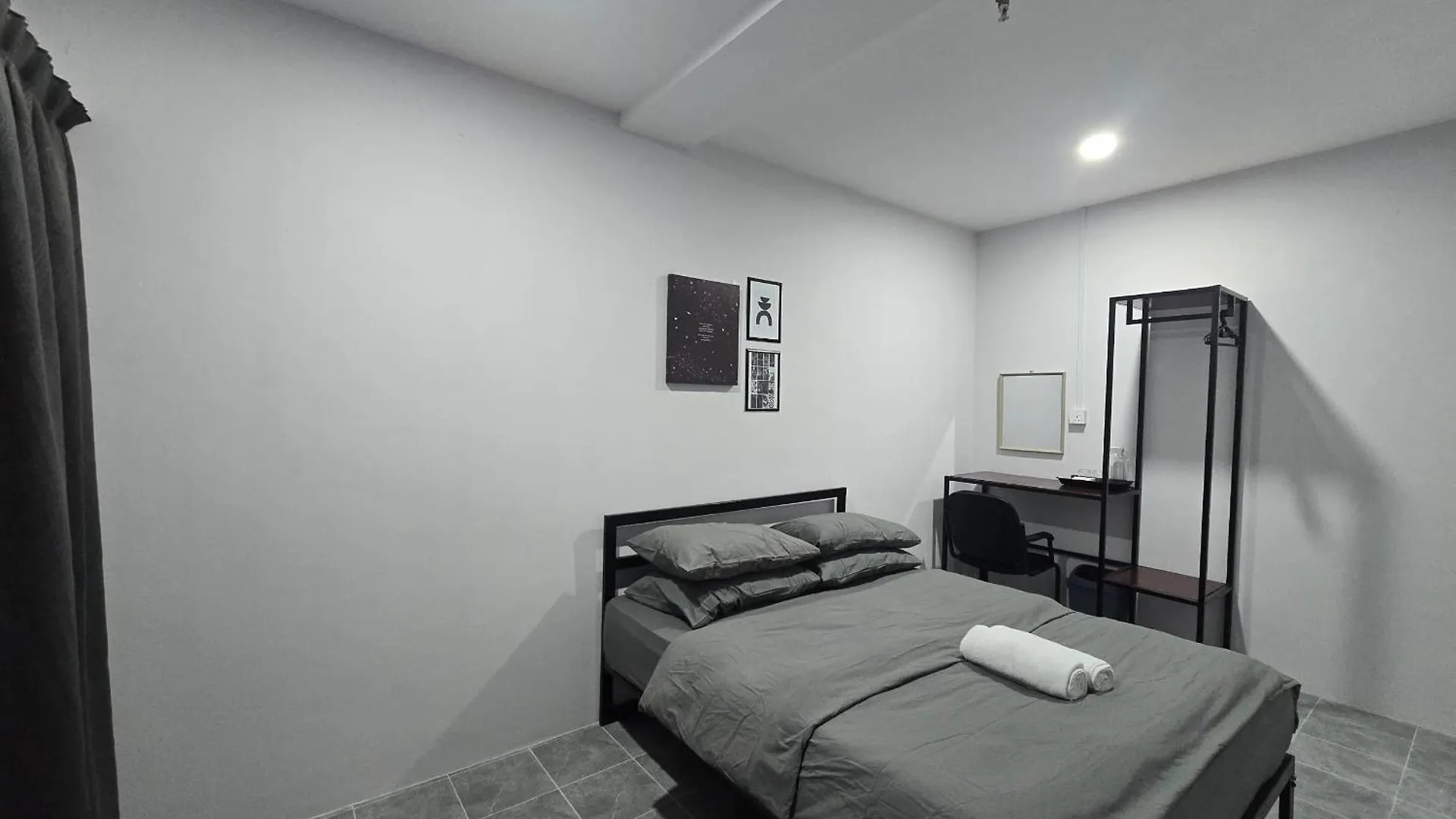 Dazzle Home Aeropod Tanjong Aru 0*,  Malaysia